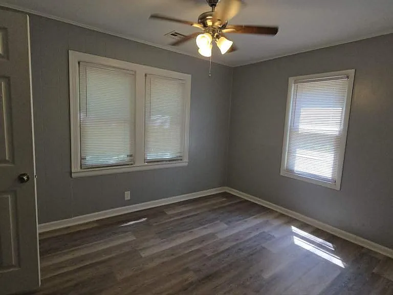 236 E Oklahoma St — Photo 13