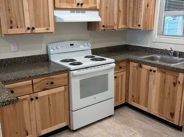 3189 Partridge Way, Springfield, OR 97477