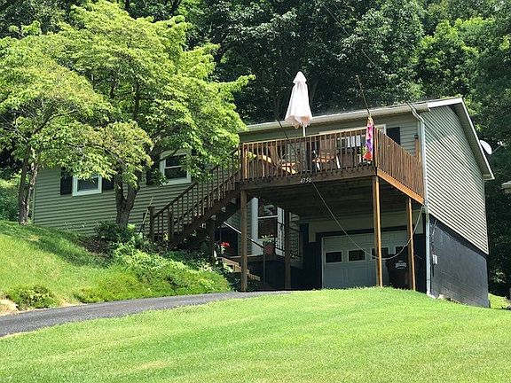 2nd image of 4758 Dehner St