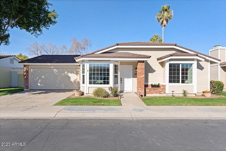 1st image of 408 E Campo Bello Dr