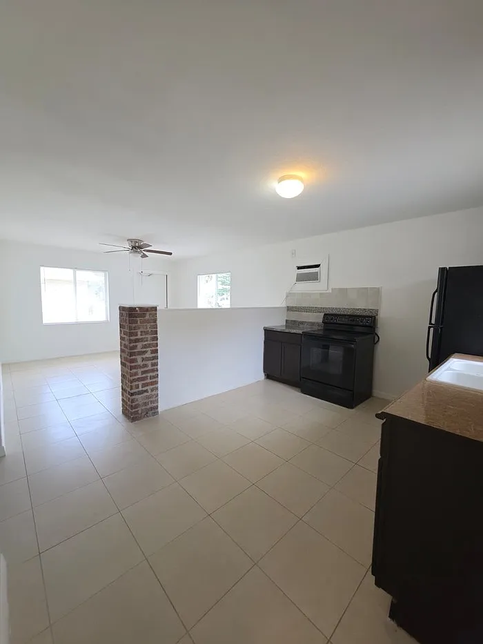 1 bed, 1.0 bath, 625 sqft, $1,000 — Photo 3