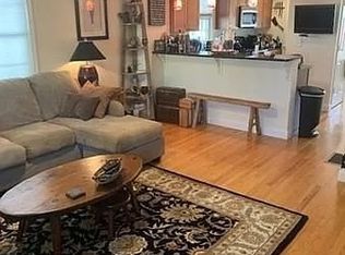 10 Flagg St #A, Woburn, MA 01801