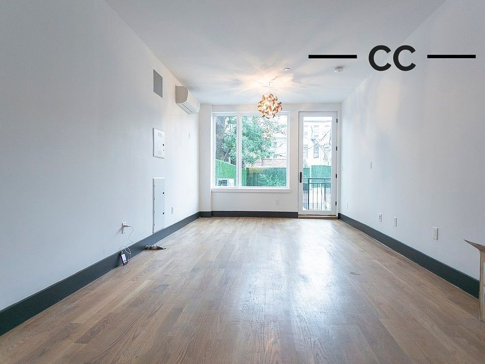 2nd image of 11 Devoe St APT 2B