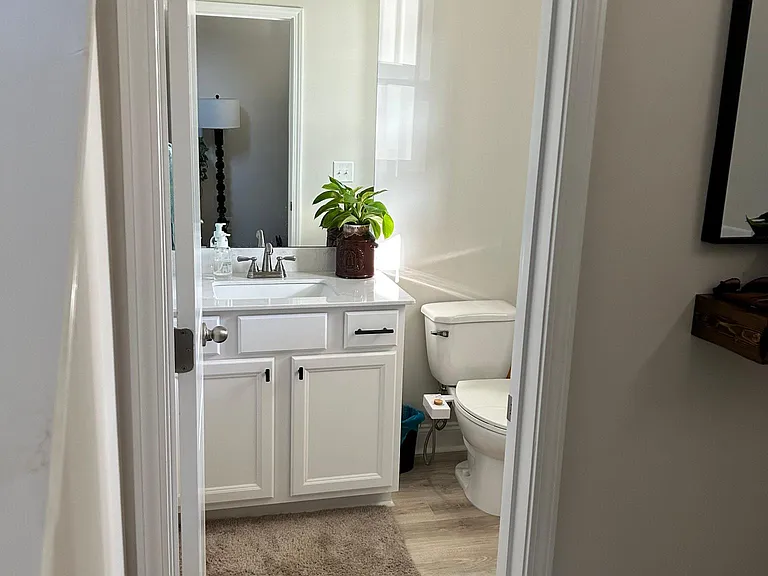 Downstairs half bath