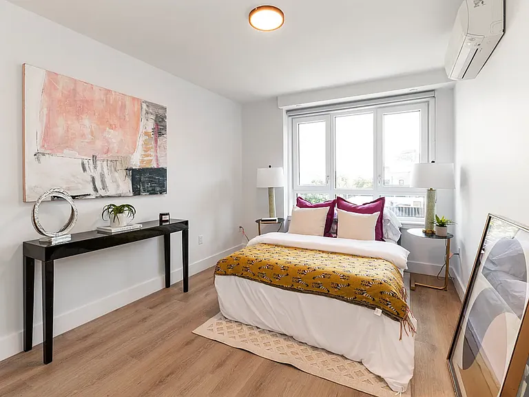 5 Stuyvesant Pl #4I — Photo 4