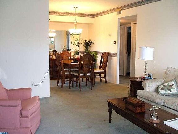 5th image of 5200 Hilltop Dr #443
