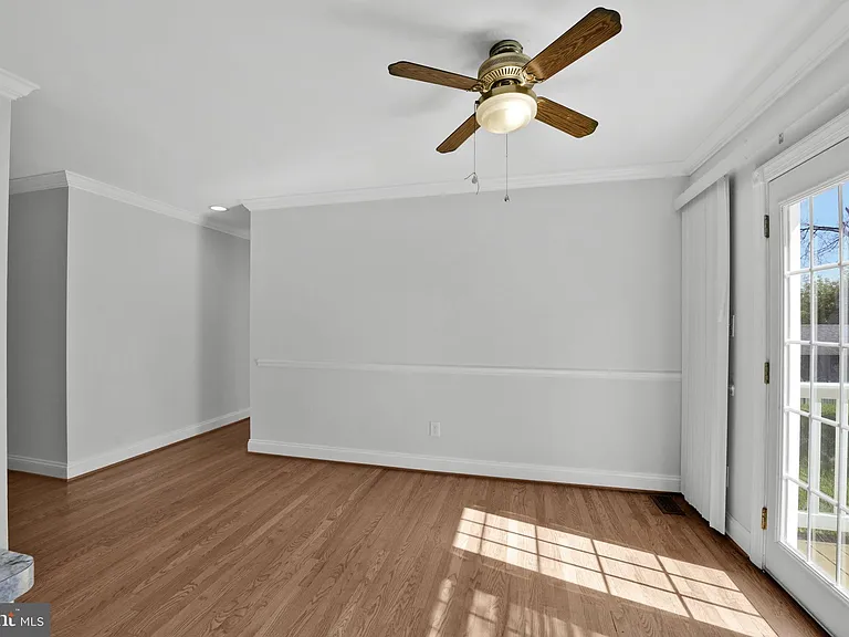 810 Wisteria Dr — Photo 26