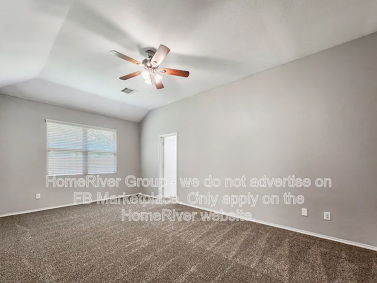 11427 Ryan Ct — Photo 8
