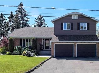175 Devost St, Grand Falls, NB E3Y 1C7