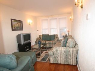 2337 W Roscoe St APT 3, Chicago, IL 60618