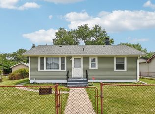 529 E Pleasure Ct, Aurora, IL 60506