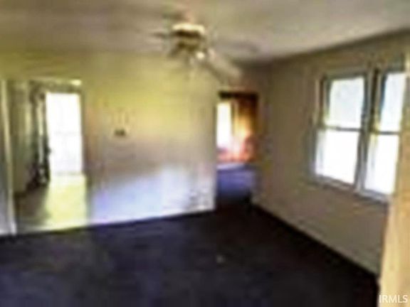 3rd image of 709 S Vine St