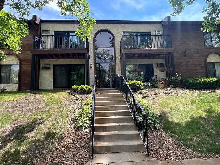 7300 York Ave S #2063 — Photo 30