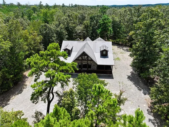 26 Catfish Ct, Broken Bow, OK 74728