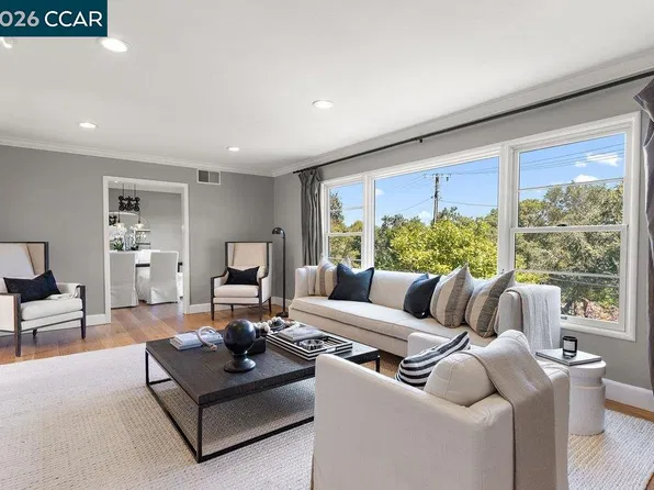 59 El Toyonal, Orinda, CA 94563
