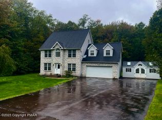 43 Gardner Rd, Newfoundland, PA 18445