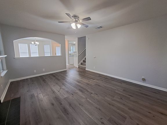 3rd image of 105 Twilight Way