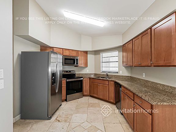 5th image of 1617 Carter Oaks Dr