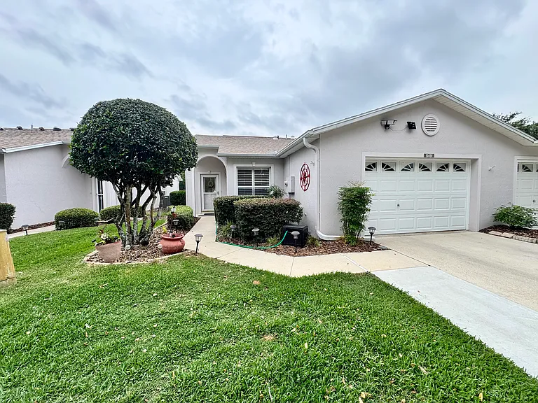 549 Golfview Ct — Photo 1