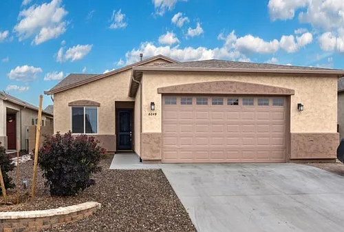 6049 E Greer Ln Photo 1
