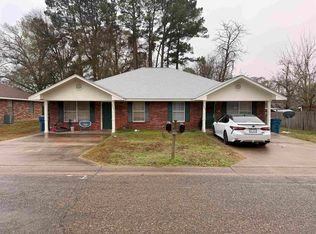 904-906 Tabb St, Mount Pleasant, TX 75455