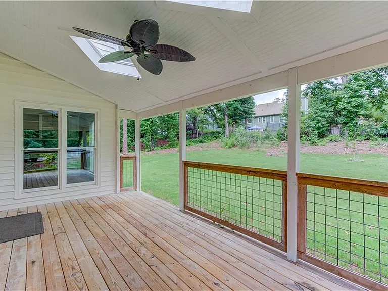 153 Lantern Ridge Ct — Photo 37