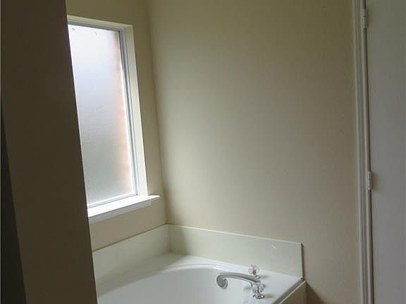 2nd image of 2604 Bissonet Dr
