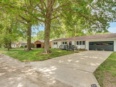 2411 S Rogers Avenue, Springfield, MO, 65804