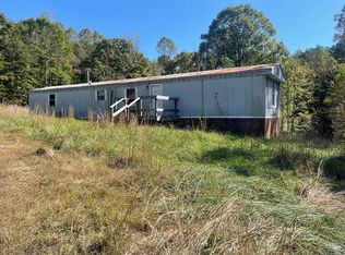 976 Lees Ridge Rd, Martinsville, VA 24112