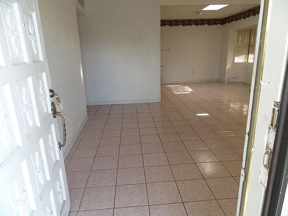 4th image of 7428 Alpine Dr