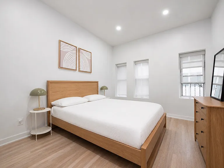 6 Stone St #5R — Photo 8