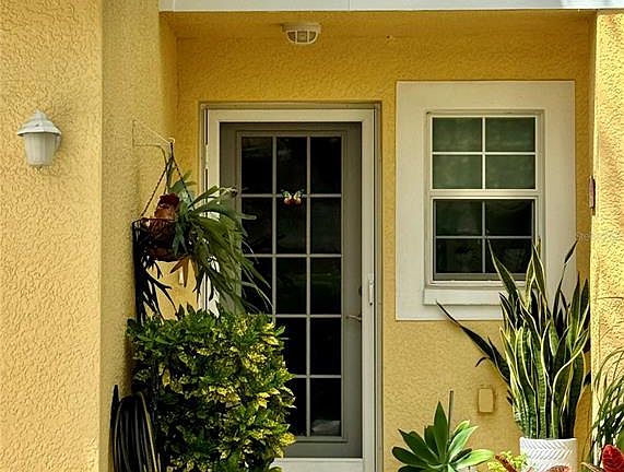 3rd image of 1116 Sunset Point Rd APT 202