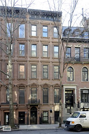 1st image of 122 E 65th St