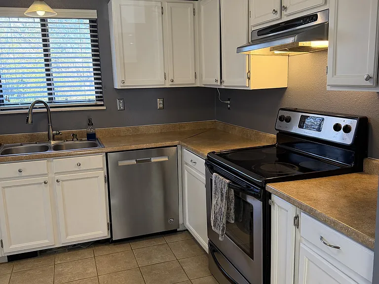 1247 Ceres Dr — Photo 5