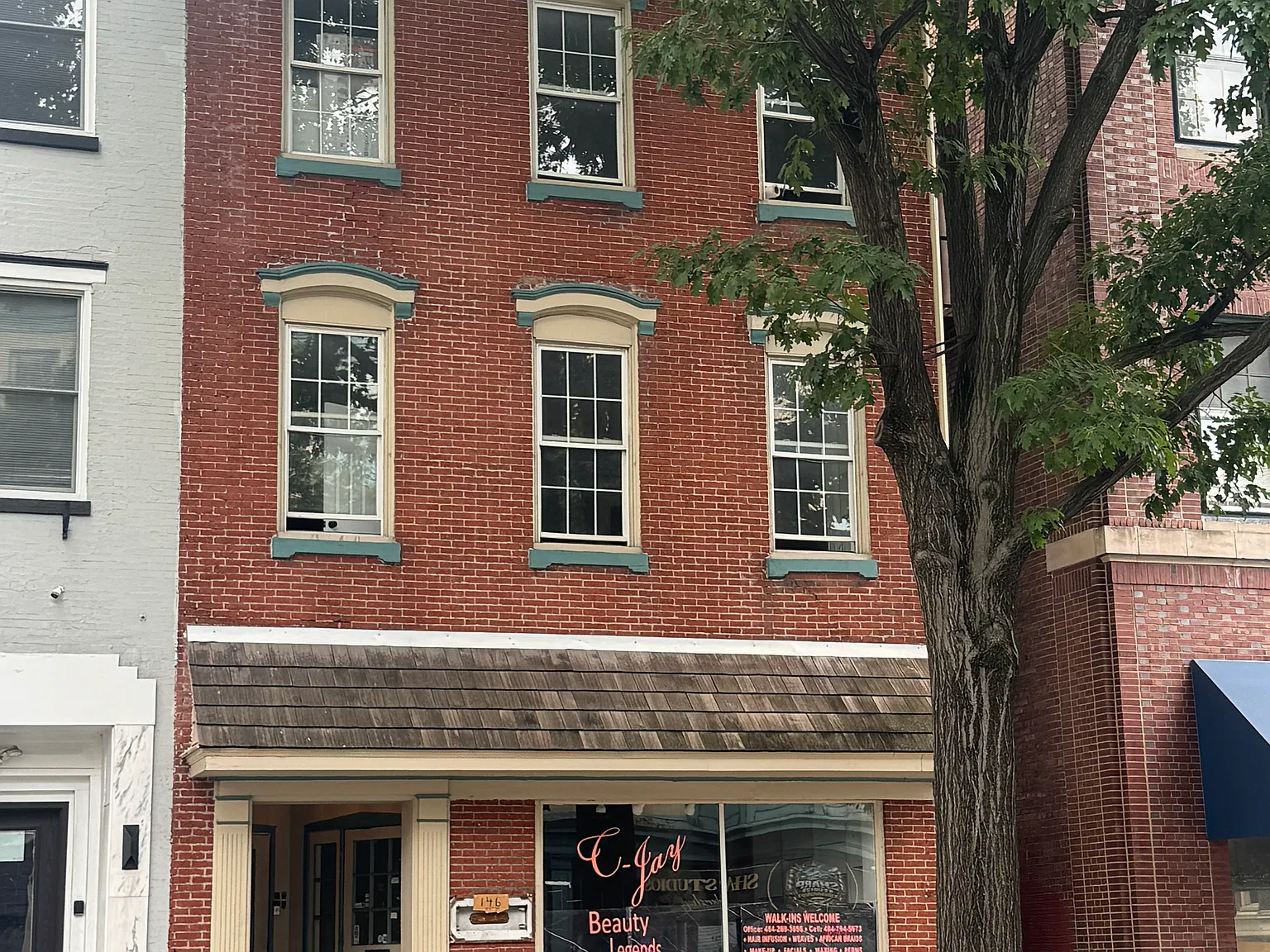 146 N 5th St — Photo 2