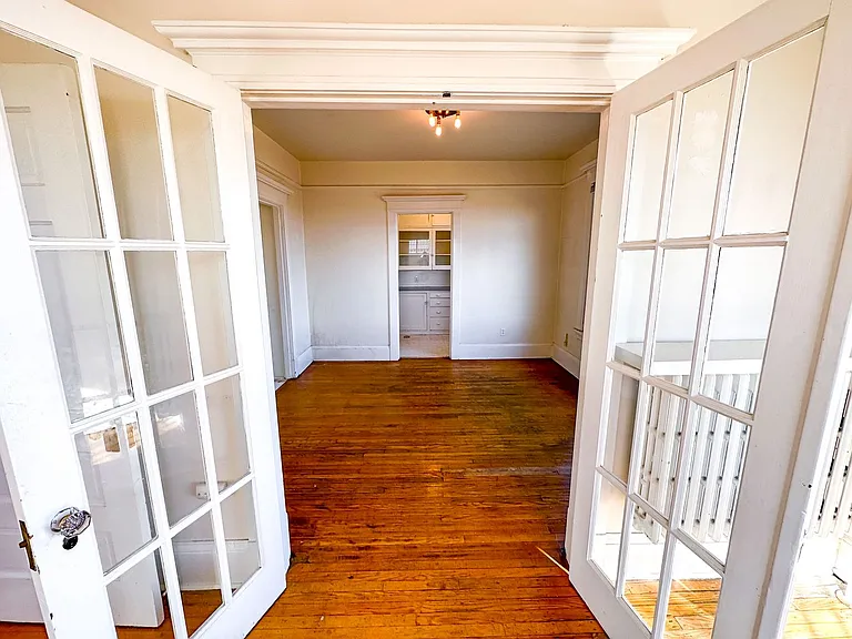 Littlefield Apartments — Photo 4