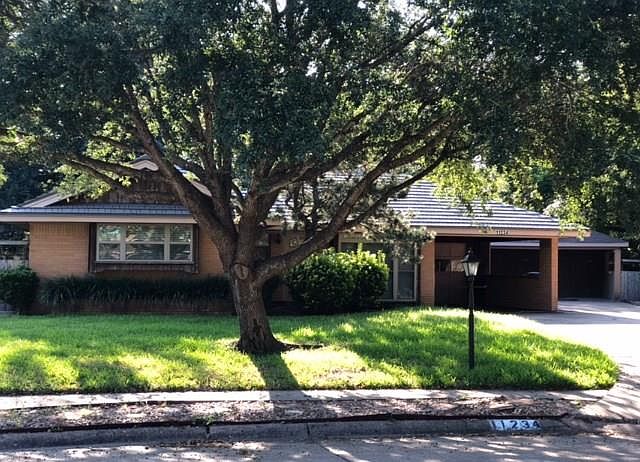 1st image of 11234 Huggins Dr