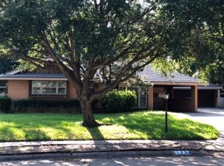 11234 Huggins Dr, Houston, TX 77035