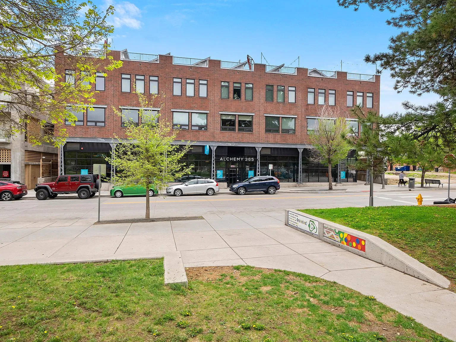 2 bed, 1135 sqft, $3,600 — Photo 2