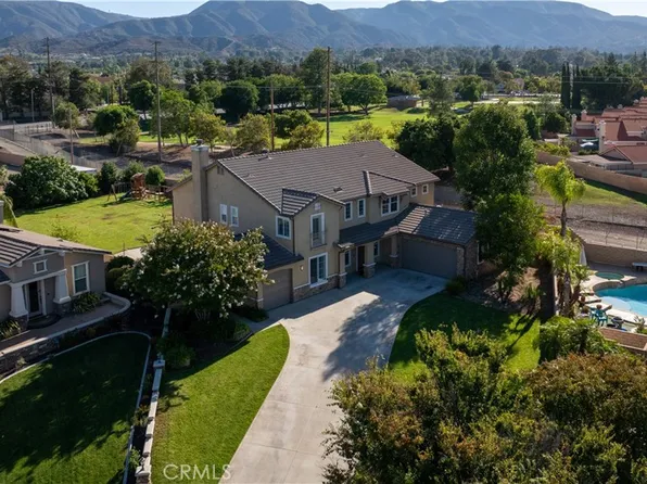 2150 Peony St, Corona, CA 92882