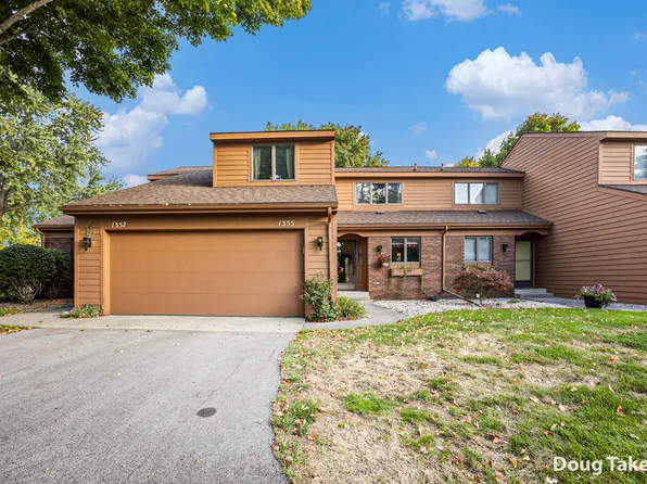1355 Bent Tree Dr, Hudsonville, MI 49426