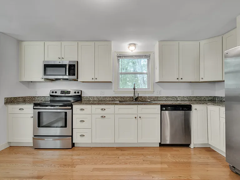 32 Dewey Rd — Photo 16