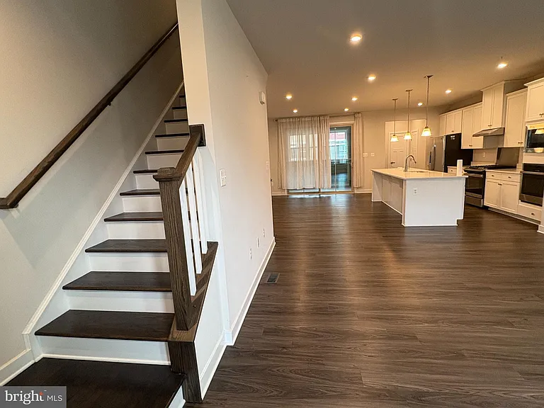 8711 Shady Pines Dr — Photo 8