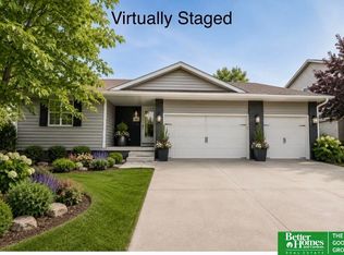 15818 Timberlane Dr, Omaha, NE 68136