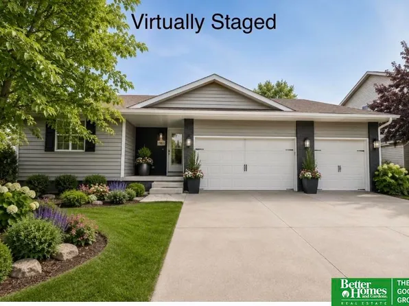 15818 Timberlane Dr, Omaha, NE 68136