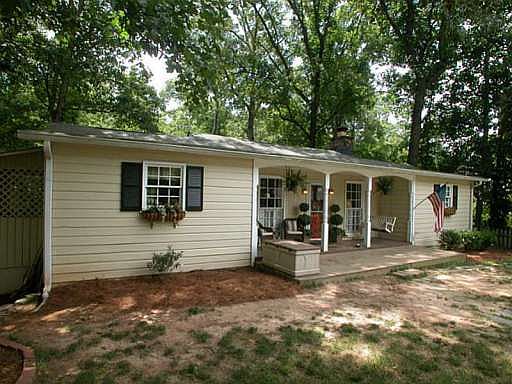 2nd image of 141 Cedar St