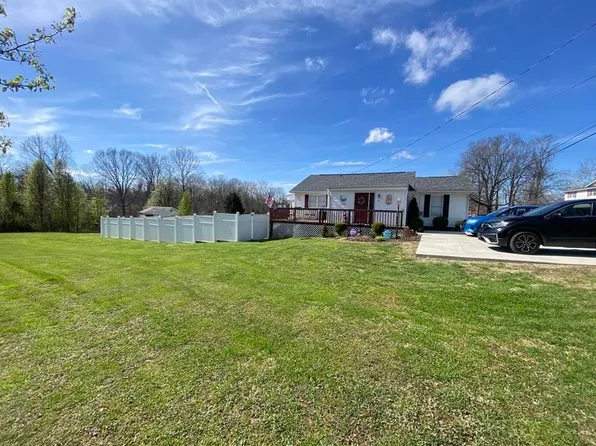 33 Bellefonte Rd, Raceland, KY 41169