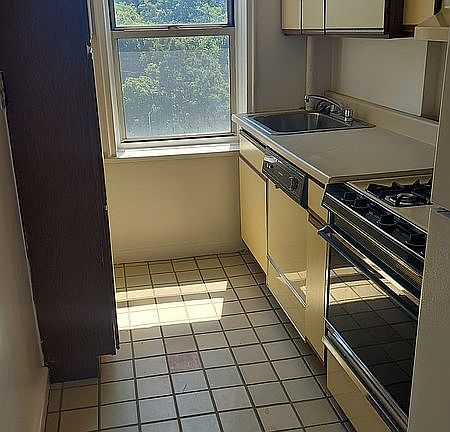 4th image of 5400 Netherland Ave Unit B52