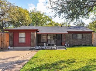 4221 Wilhelm St, Fort Worth, TX 76119