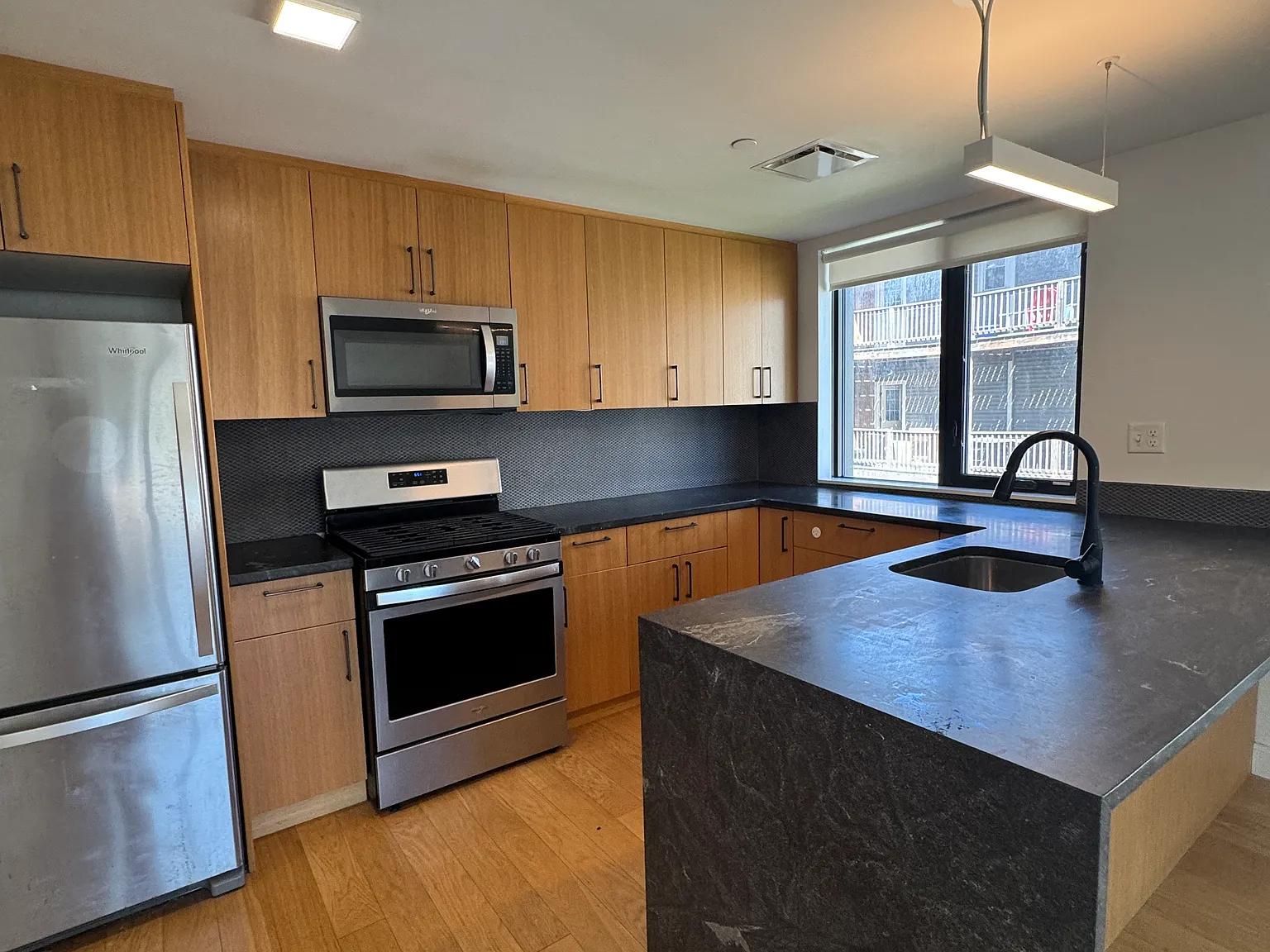 3 bed, $4,145 — Photo 1